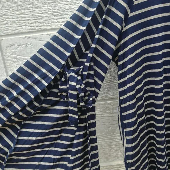 Weekend Suzanne Betro navy blue stripes open bow sleeve stretchy top blo… - Picture 2 of 14